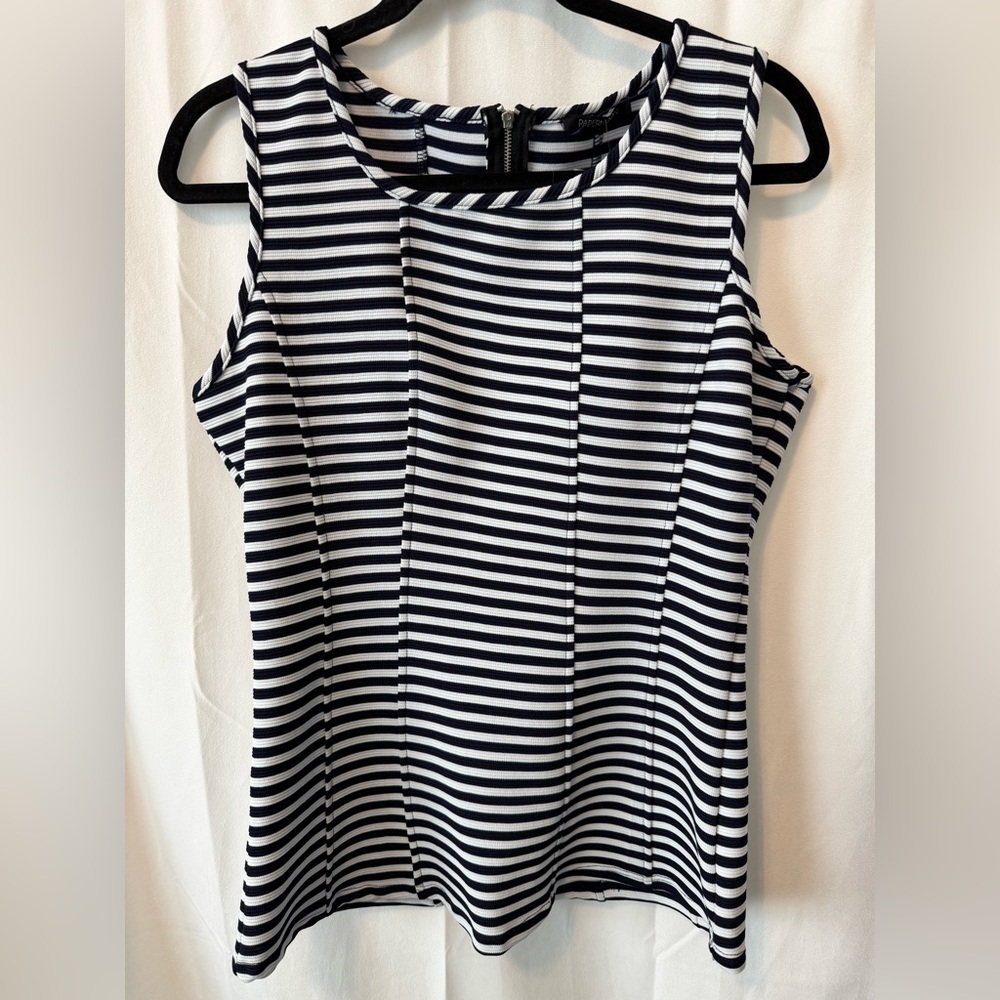 NWT Papermoon Sleeveless Navy and White Striped Tank Size Large